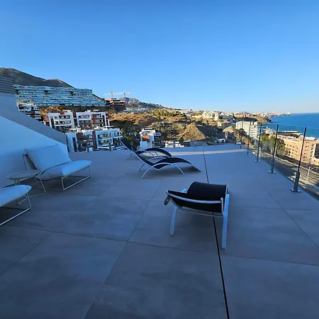Seaviews Cornor Penthouse Apartment